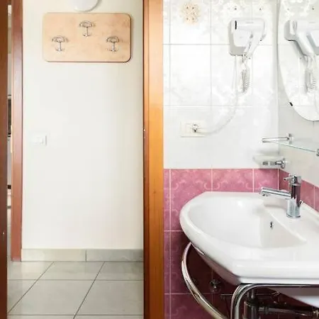 Bilocale Relax Mare-traversa Via Dante 50mt Dal Mare